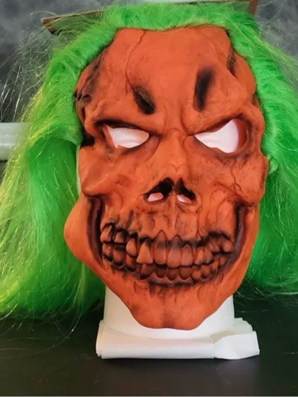 Totally ghoul 2015 Neon skull mask with hair. Nwt(acc)